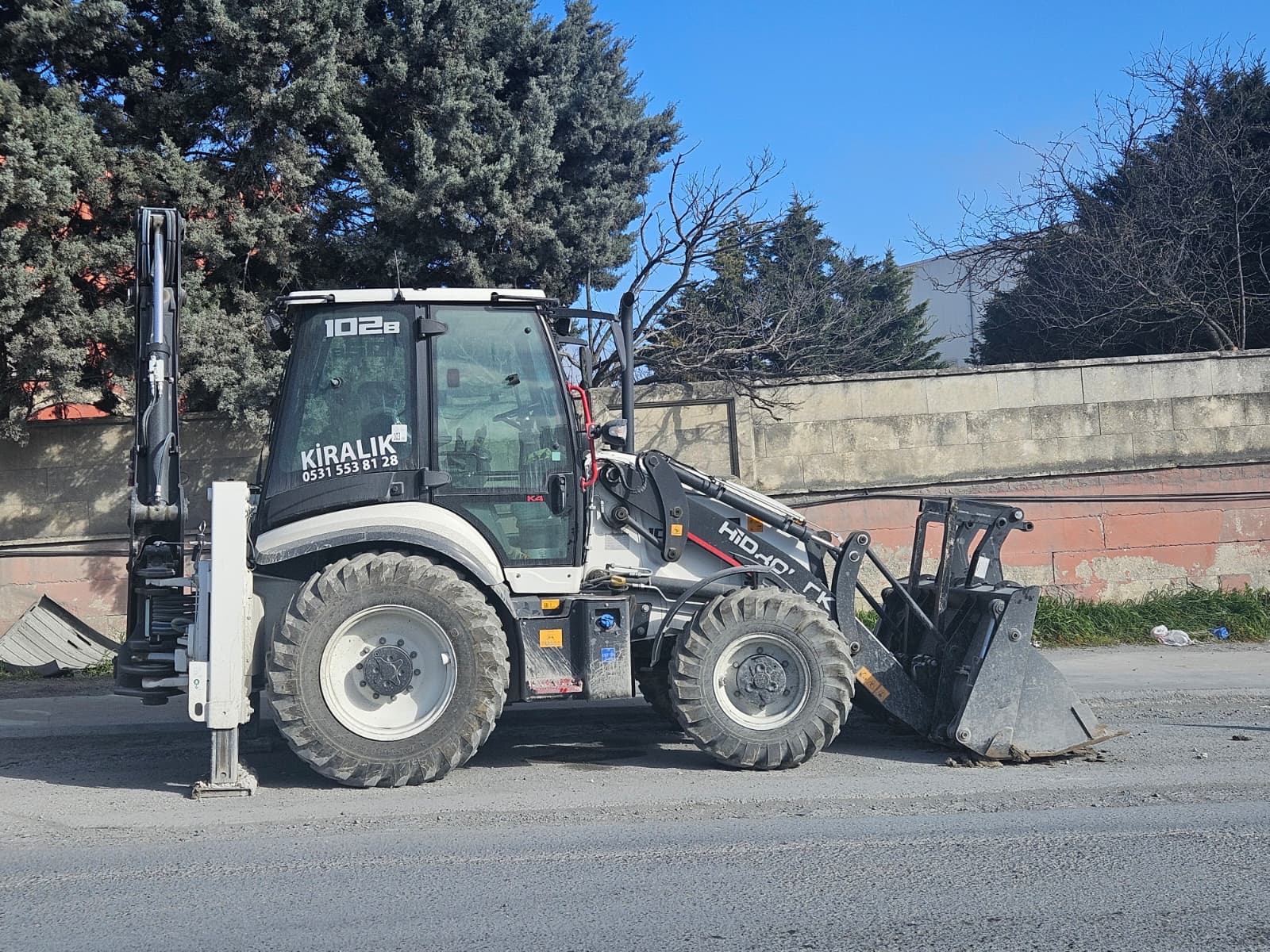 Hidromek HMK 102B Alpha (Kazıcı-Yükleyici)